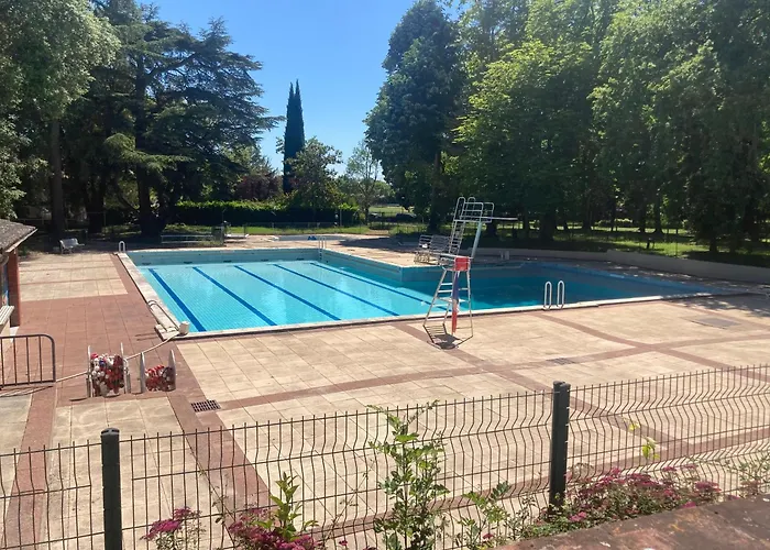 Oda ve Kahvaltı D'hote Avec Cour Privative Saint-Sulpice (Oise)